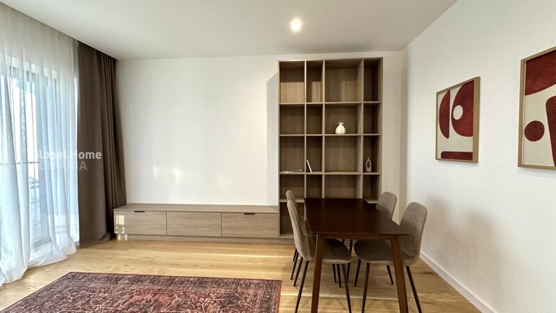 Nusco F2, 2 camere, vedere panoramica, prima inchiriere.
